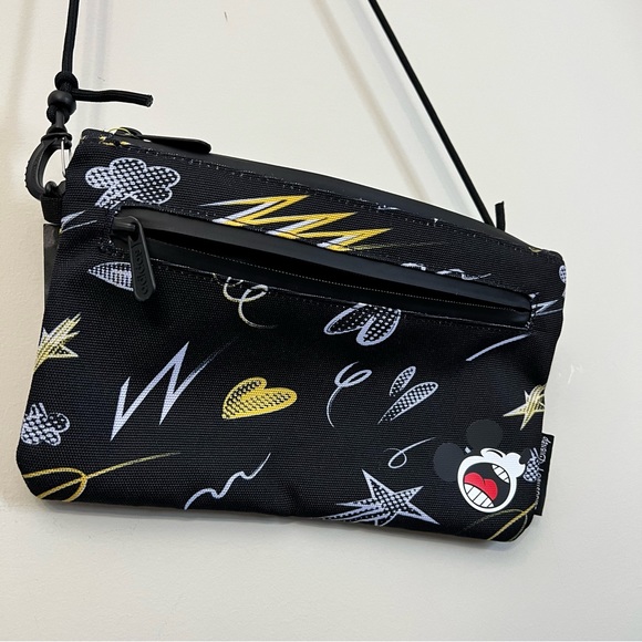 NEW Adidas x Disney Mickey Crossbody Zip Purse Bag Limited Edition Black 9x6”x1” - Picture 3 of 17